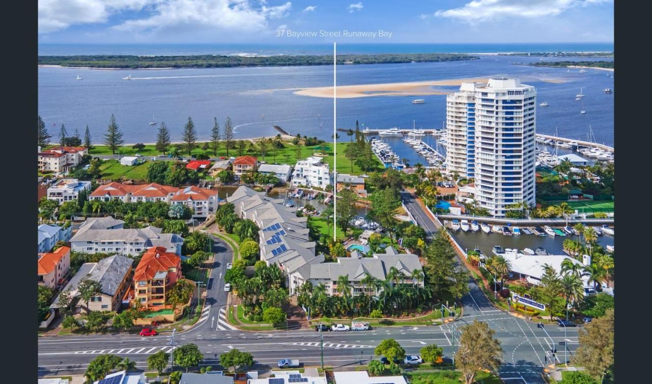 Bayview Bay Apartments And Marina Gold Coast Exterior photo